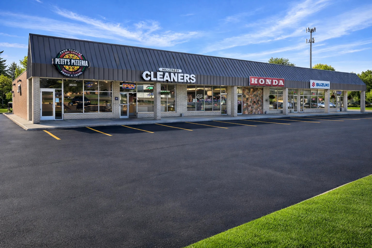 Retail space for lease in Warren, MI on Ryan Road